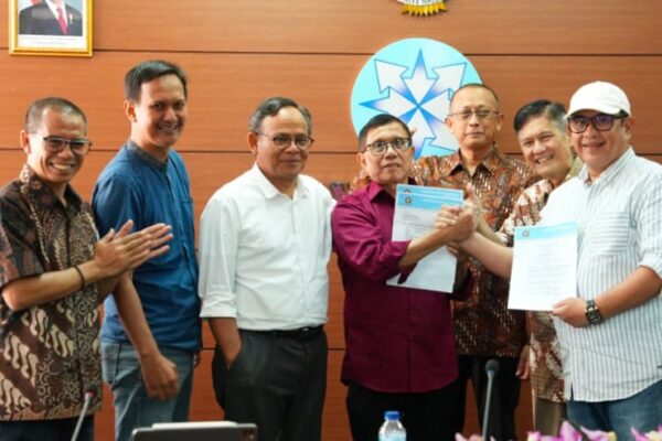 Dua Ketua Umum PWI Kembar Sepakat Gelar Kongres Persatuan untuk Mengakhiri Kesombongan Egoisme