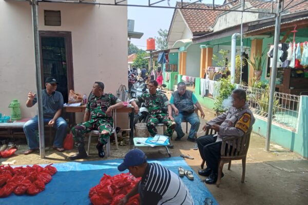 TNI Monitoring Penyembelihan Hewan Kurban